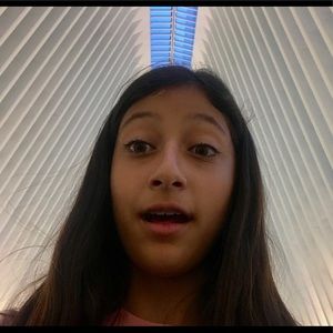 Meet your Posher, Dena